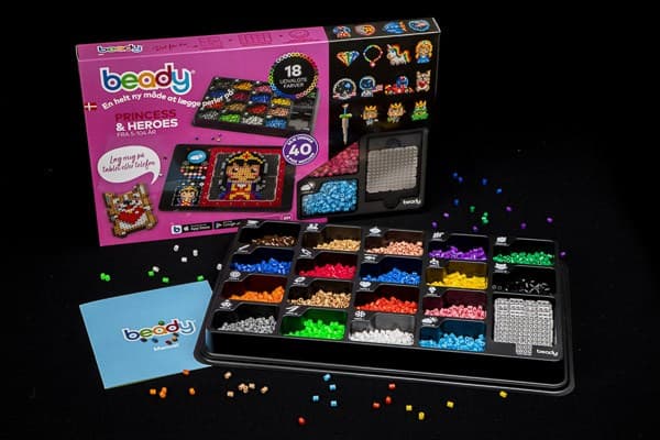 Beady Princess & Heroes 4.500 perler + 4 plader