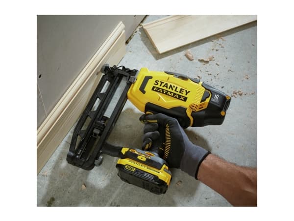ST NAILER V20 SFMCN616B