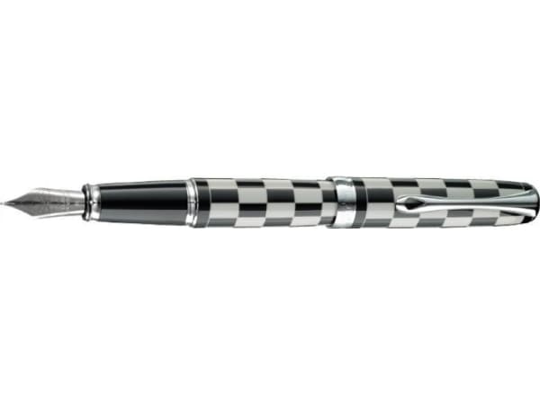 Diplomat Fountain pen DIPLOMAT Excellence A Plus, F, black/white