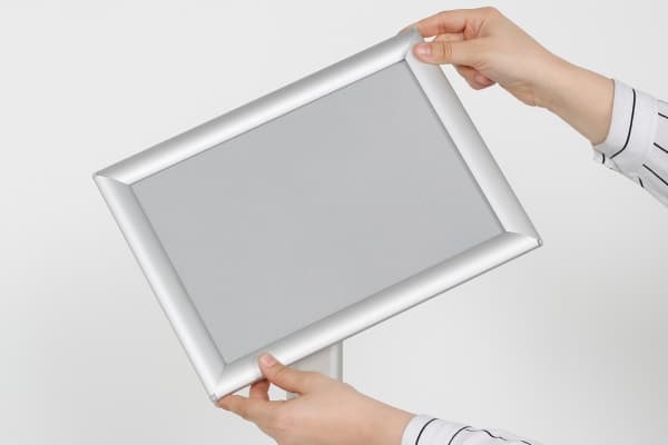 Informationsstander TWIN MENU A4 alu