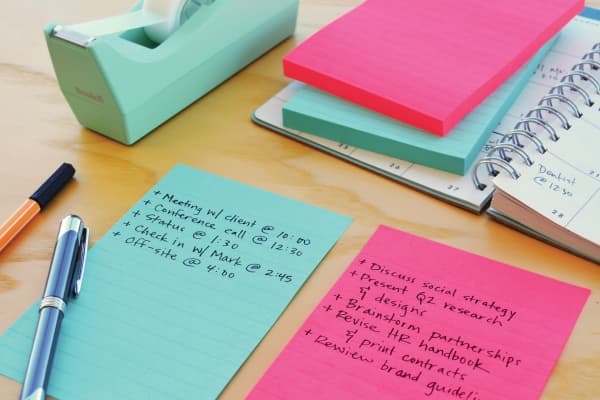 Post-it Super Sticky Notes3 linjerede blokke 101 mmx152 mm Cosmic farvekollektion