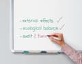 Miniatyrbillede 3 af 5: edding Whiteboard tusch 28 Ecoline - 10 sorte tuscher - Rund spids - Skrivetykkelse 1,5-3 mm