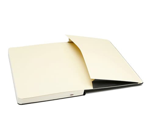 Moleskine Classic, Yksivärinen, Musta, A5, 240 arkkia, Matta, Kovakantinen