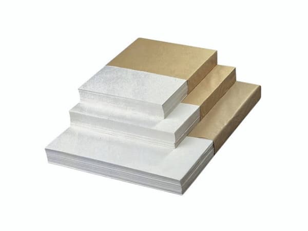 Pakkauspaperi valkoinen 37x46cmx45g 1000 arkkia/pakkaus Valkoinen 1x1x1mm (1000 arkkia)