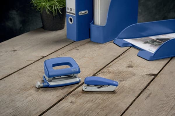 LEITZ Punch Recycle Mini blå (5010-00-35)