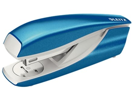 Leitz - Häftapparat - 30 ark / 3 mm - 24/6, 26/6 - plast, metall - metallic-blå