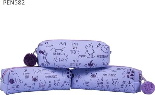 Yksiosastoinen kynäkotelo, jossa pompom Cats + merkinnät