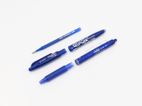 Pilot FriXion Ball, Lila, 0,7 mm, 0,35 mm