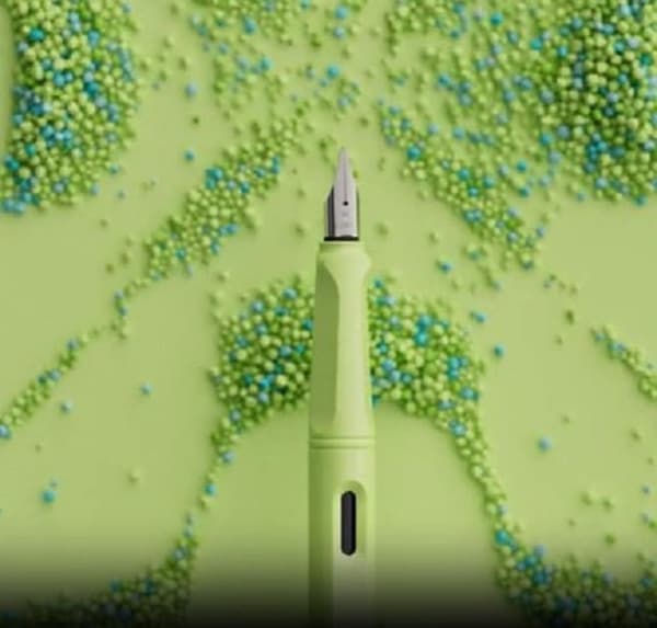 Lamy Safari Spring Special Edition reservoarpenna Spring Green med medium spets