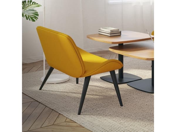 Soffa Tilkka 4L, Era CSE11 med svartbetsade ben