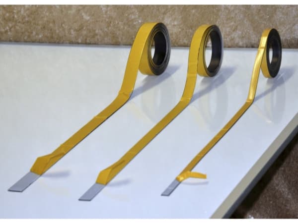Emerson Magneettinauha ruskea 12mmx30mx1,5mm Ruskea 1x1x1mm (30m)
