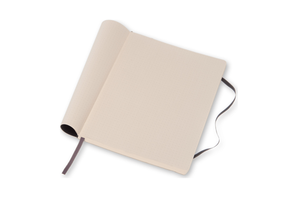 Moleskine Classic Notebook XL, prikket, soft cover sort