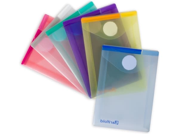 Pärmar med kardborreförslutning 80 mm x 115 mm Porträttformat 6 st Assorterade färger