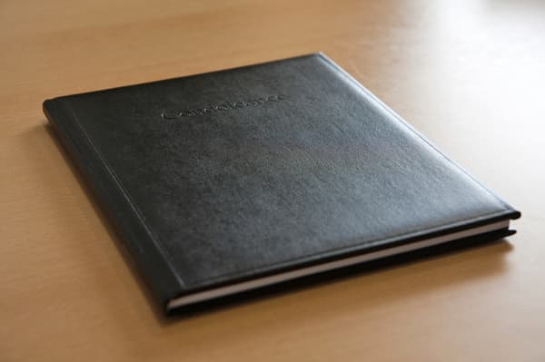 Kangaro K-6630 Condolence Album 26x21cm Sort