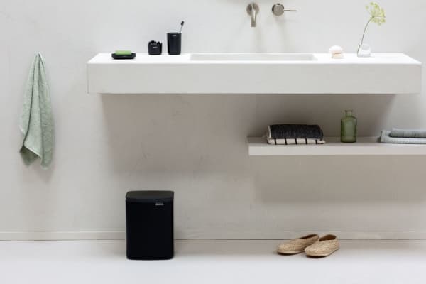 Brabantia Bo Waste Bin, 7 l, Rektangulær, Stål, Sort, Stål, Manuell