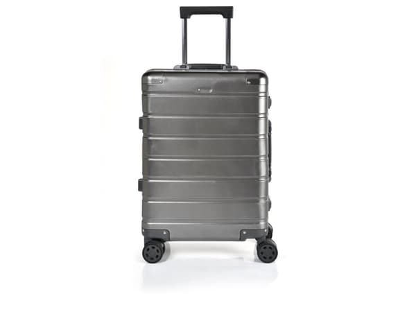 Kuffert RW Aluminmum Silver lavet af aluminium med TSA-lås