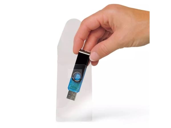 USB-tasku 3L 52,5x90mm kirkas itseliimautuva 100kpl/pakkaus