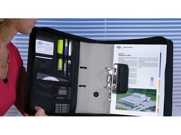 WEDO mappväska, svart, för DIN A4-mappar upp till 80 mm ryggbredd, tillverkad av polyester, med dragkedja (58 601)