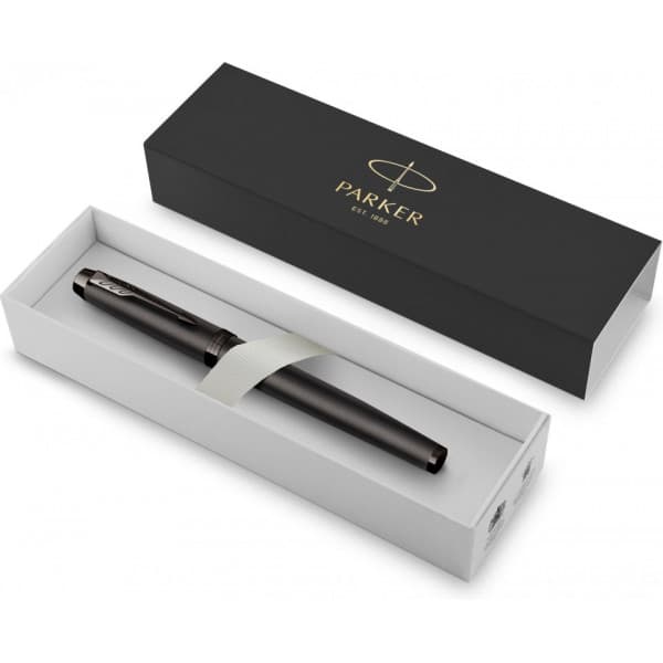 Parker IM Monochrome Titanium kulspetspenna, fin spets, svart bläck