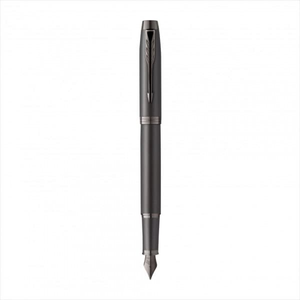 Parker IM Monochrome Titanium -pennan, medium spets, blå bläck