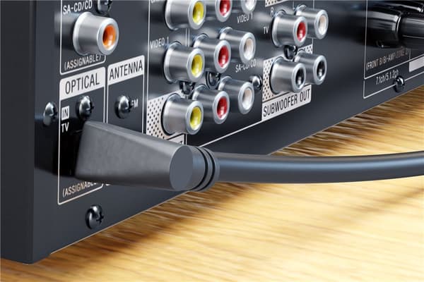 Goobay TOSLINK-kabel 2-fold vinklet og roterbar 90° TOSLINK-plugg &gt; 90° TOSLINK-plugg, 1 m