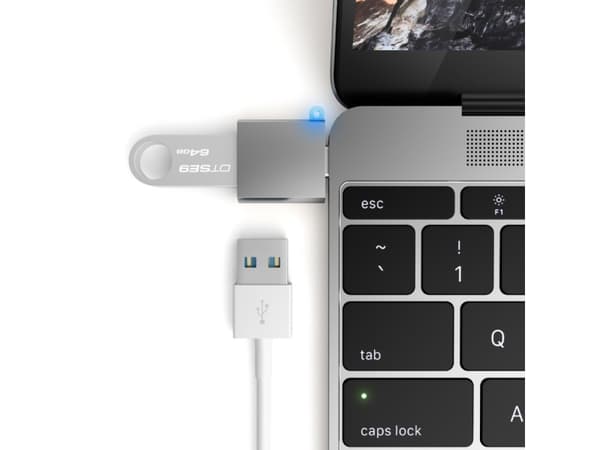 Satechi ST-TCUAM, USB C, USB A, Harmaa