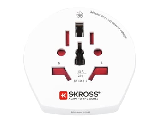 MicroConnect SKROSS - Strømkoblingsadapter - hvit - Europa