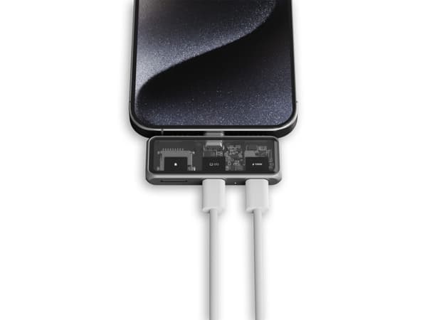 Satechi Mobile XR Hub with microSD Reader - mobilny adapter USB-C (1x USB-C 100W PD| 2.0 data i audio, 1x USB-C DP 1.4 4K@60Hz|
