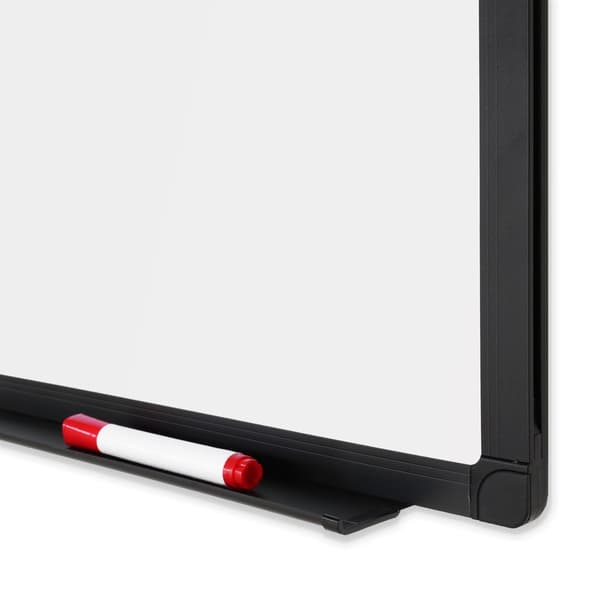 Whiteboard med sort ramme 80x110 cm - Magnetisk
