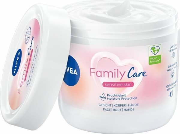 NIVEA_Family Care Sensitive Skin light moisturizer for face, body and hands 450ml