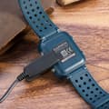 Pikkukuva 4 / 10: Garmin Lily/Vivomove HR 1m USB-latauskaapelin teline - musta