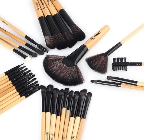 Original-borstset från KABUKI-MINERALS (Black Edition) 32-delar Tvåfärgad