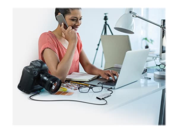 D-Link DUB-M610 - Dokkingstasjon - USB-C / Thunderbolt 3 - HDMI