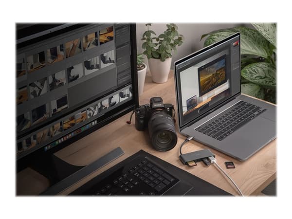 Moshi Multimediasovitin - Telakointiasema - USB-C - HDMI