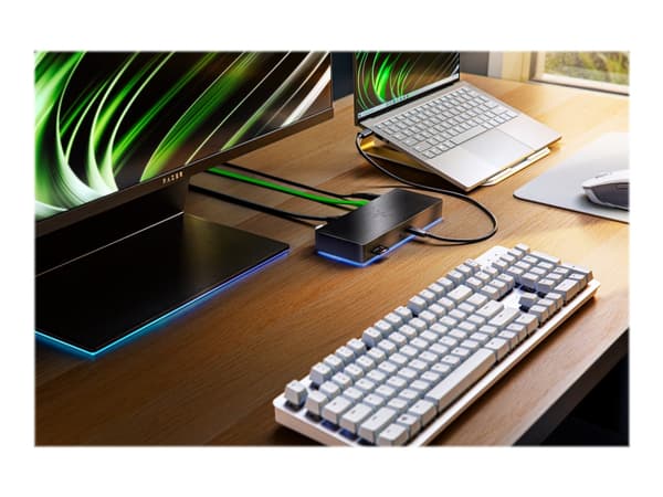 Razer Thunderbolt 4 Dock, USB 3.2 Gen 2 (3.1 Gen 2) Type-C, Musta, SD, 8K Ultra HD, 3.5mm, RJ-45, USB 3.2 Gen 2 (3.1 Gen 2) Type-A, USB 3.2 Gen 2 (3.