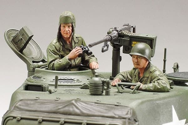 TAMIYA 1/35 U.S. Medium Tank M4A3E8 Sherman ''Easy Eight''