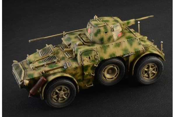 ITALERI 1:35 AB 41 with Bersaglieri Italian Infantry
