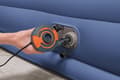 Pikkukuva 10 / 11: Bestway Tritech™ Air Mattress Queen -ilmatäytteinen varavuode, sisäänrakennettu pumppu, 203 x 152 x 46 cm