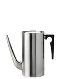 Pikkukuva 1 / 2: Stelton Arne Jacobsen Cylinda kahvipannu 1,5 L (teräs)