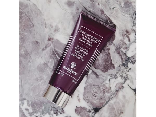Sisley Black Rose Beautifying Emulsion - Dame - 200 ml