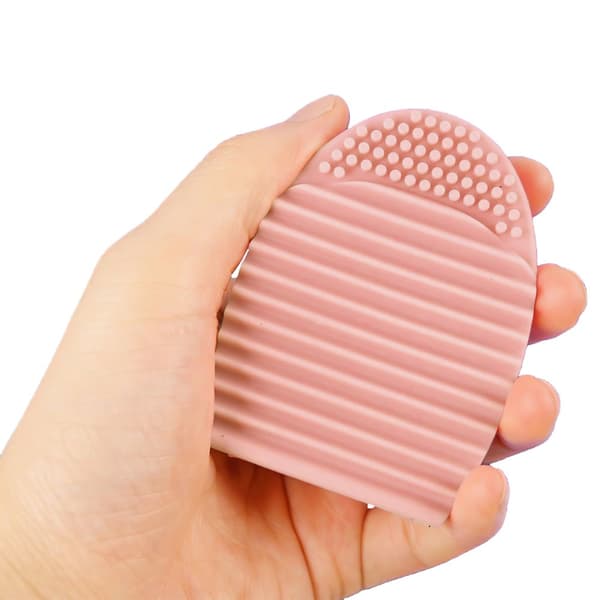 Rengöring av Sminkborstar - Brushegg brushcleaner