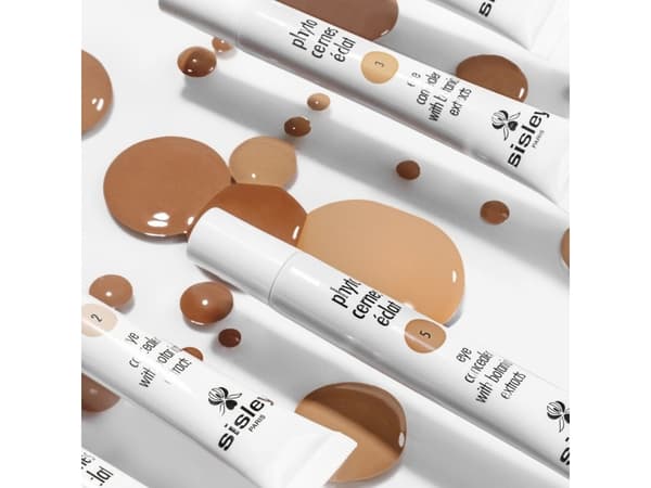 Sisley PHYTO CERNES ECLAT EYE CONCEALER WITH BOTANICAL EXTRACTS 03 15ML