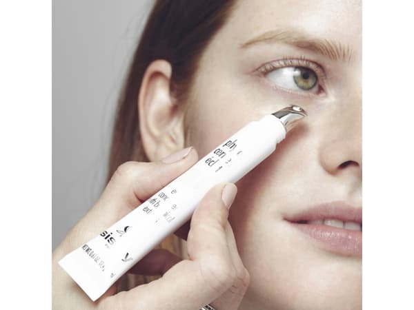 Sisley PHYTO CERNES ECLAT EYE CONCEALER WITH BOTANICAL EXTRACTS 03 15ML