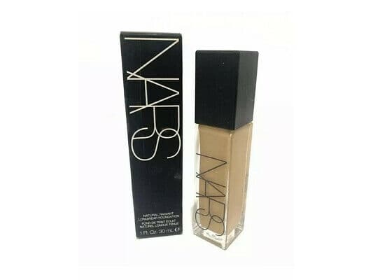 Nars Natural Radiant Longwear Foundation - Dame - 30 ml