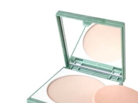 CLINIQUE SUPERPOWDER DOUBLE FACE POWDER 07 MATTE NEUTRAL 10g