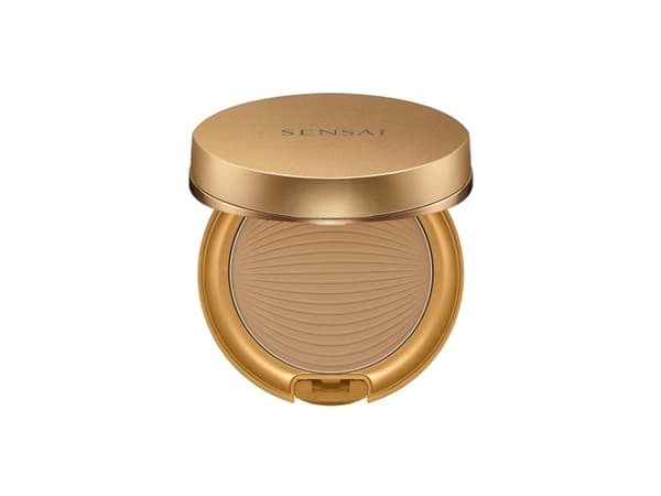 Kanebo KANEBO SENSAI SILKY BRONZE NATURAL VEIL COMPACT SC04 DARK SPF 20 8.5g KANEBO SENSAI SILKY BRONZE NATURAL VEIL COMPACT SC04 DARK SPF 20 8.5g
