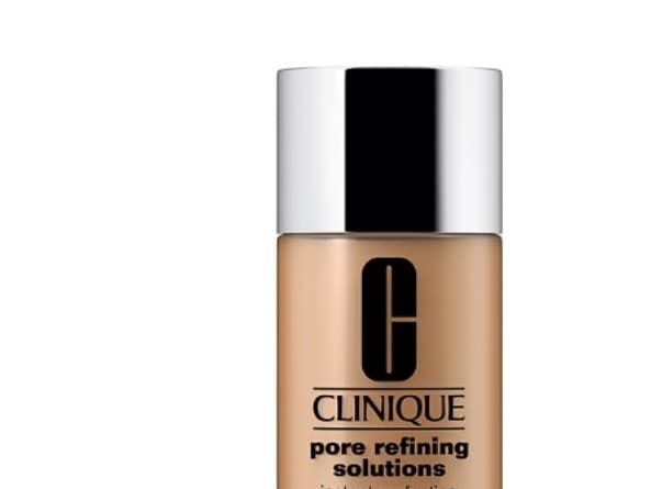 Clinique Pore Refining Solutions Instant Perfecting Makeup foundation reducing the visibility of pores 19 Sand 30ml