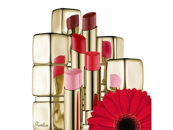 GUERLAIN KISSKISS SHINE BLOOM LIPSTICK 521 KISS TO SAY 3,2g