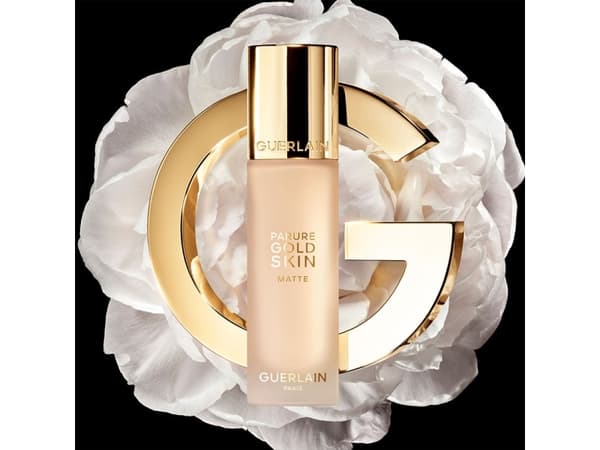 Guerlain Parure Gold Skin Matte Foundation 2w