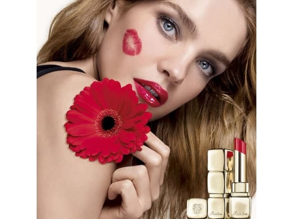 GUERLAIN KISSKISS SHINE BLOOM LIPSTICK 775 POPPY KISS 3,2g